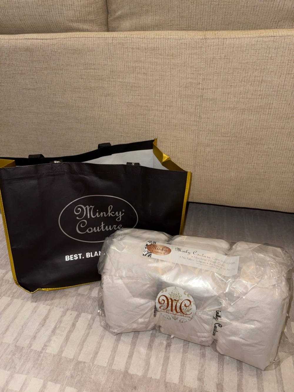 Minky Couture cream blanket - new in packaging with tote bag